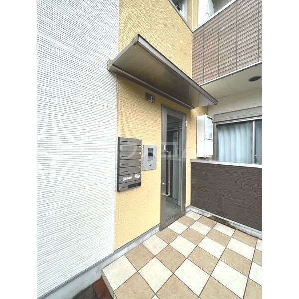 2/11 エントランス