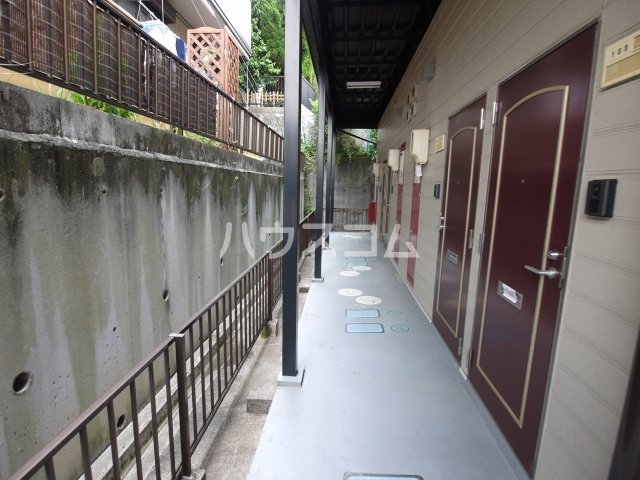 19/23 エントランス