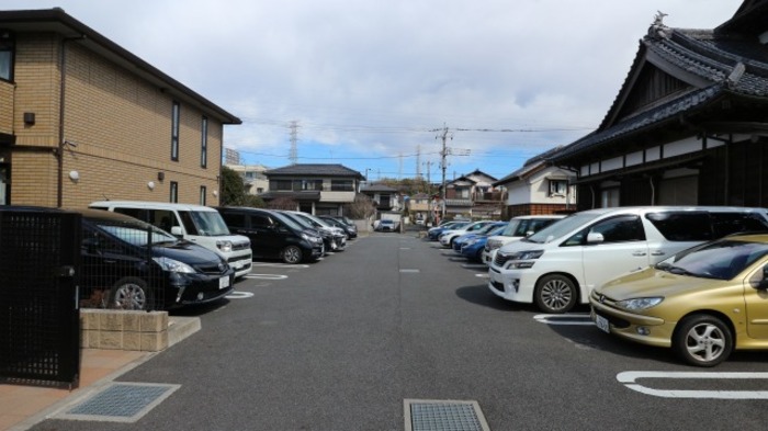16/26 駐車場