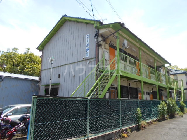 21/25 エントランス