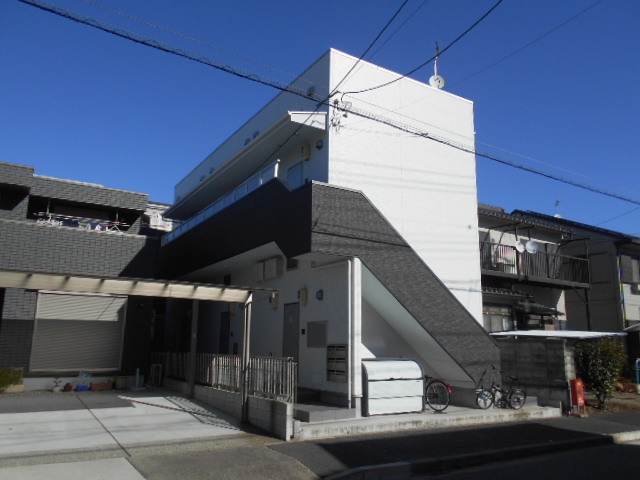 2/30 外観