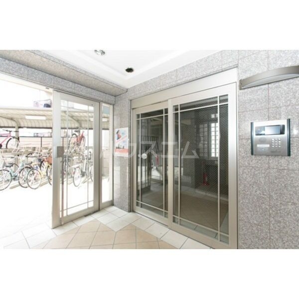 2/7 エントランス