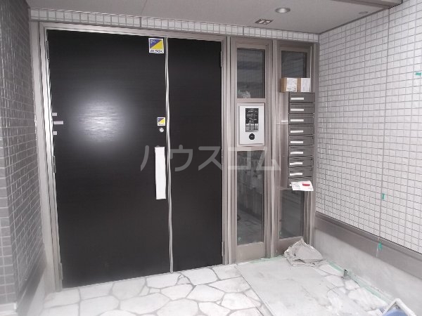 3/7 エントランス