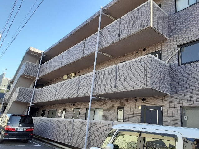 2/30 外観