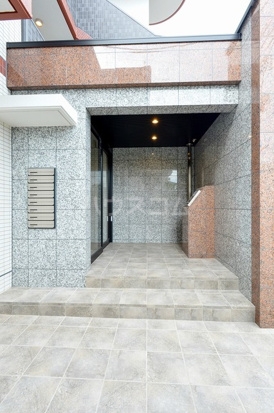 15/24 エントランス