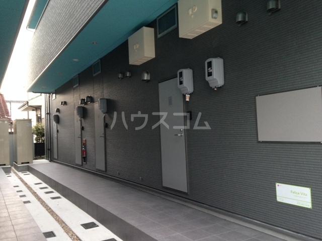 22/30 エントランス