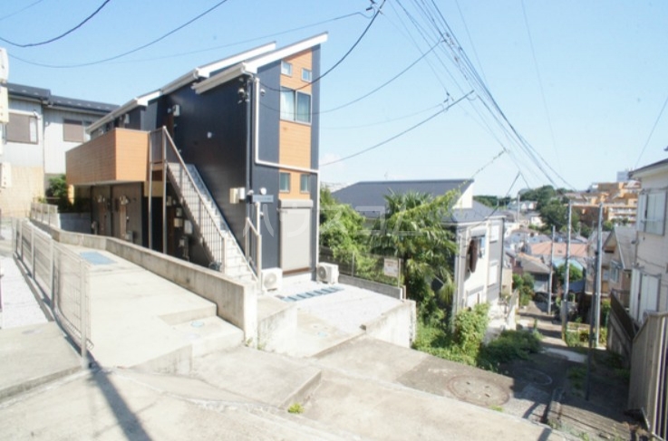 17/18 エントランス