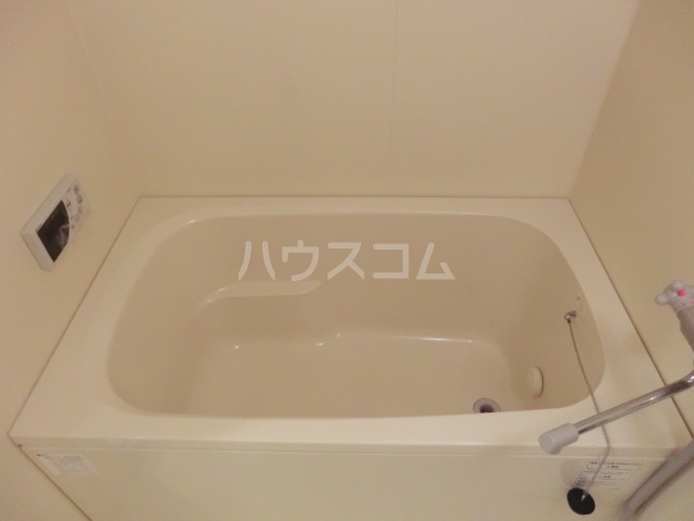 14/30 浴室