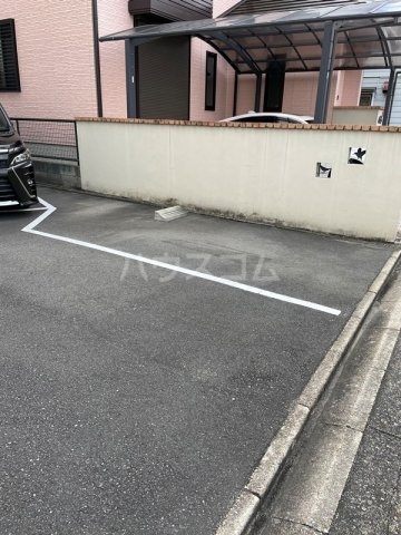 22/29 駐車場