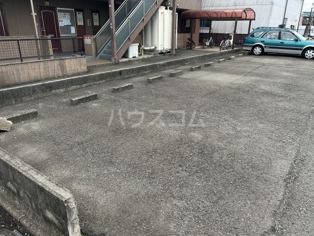 22/29 駐車場