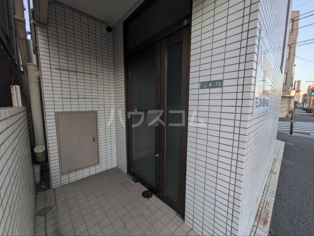 29/30 エントランス