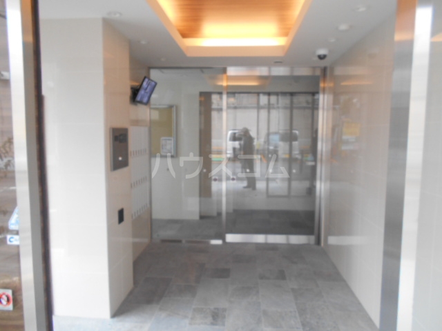 21/28 エントランス