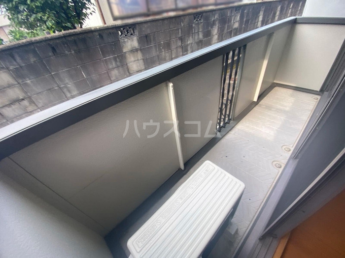 13/19 バルコニー