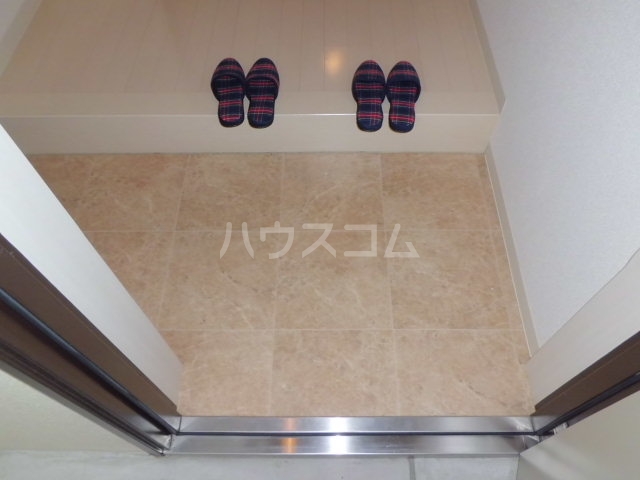 14/30 玄関
