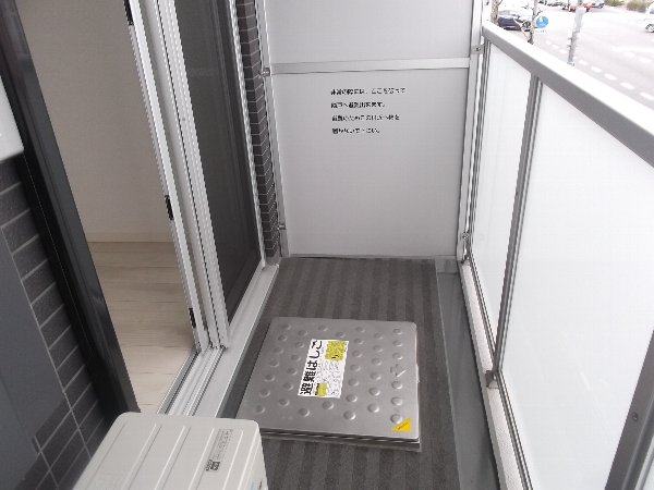 15/22 バルコニー