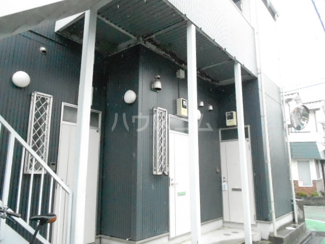 20/29 エントランス