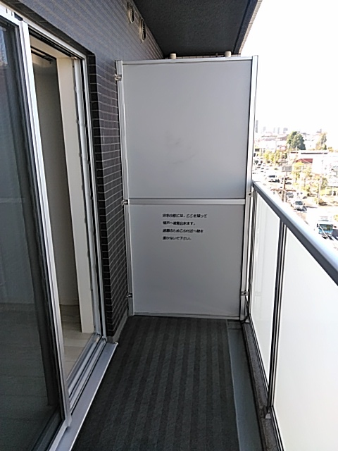 17/28 バルコニー