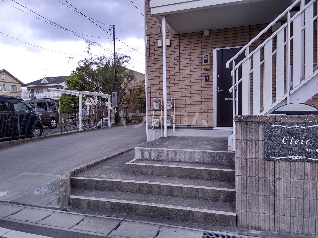 17/26 エントランス