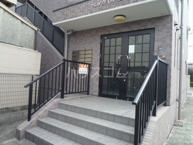 2/10 エントランス