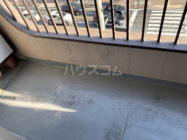 16/27 バルコニー