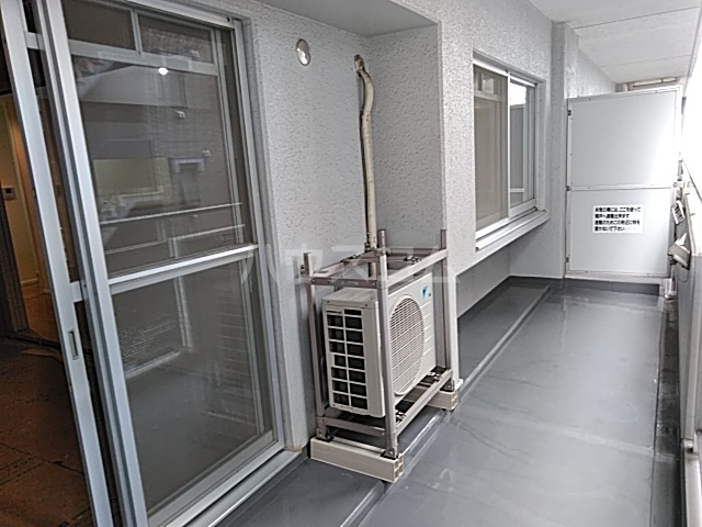 19/24 バルコニー