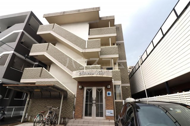 14/15 エントランス