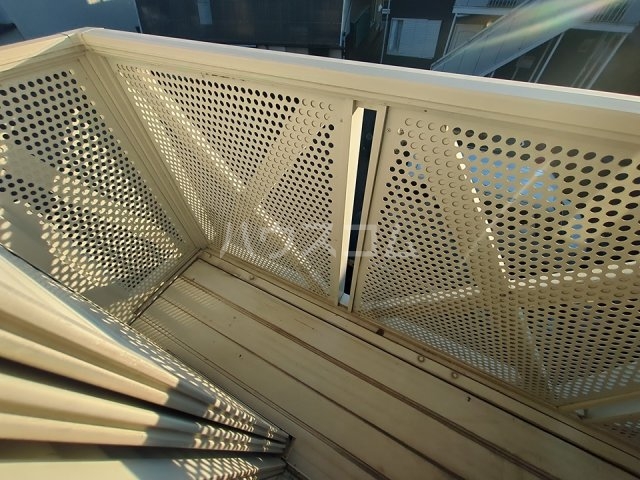 13/24 バルコニー