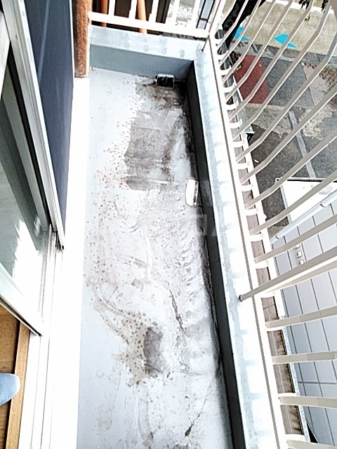 23/30 バルコニー