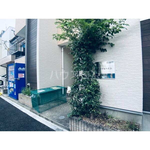 17/25 エントランス