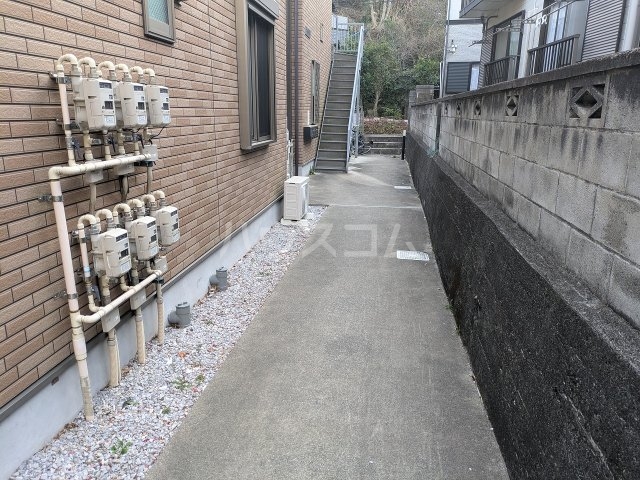 18/21 エントランス