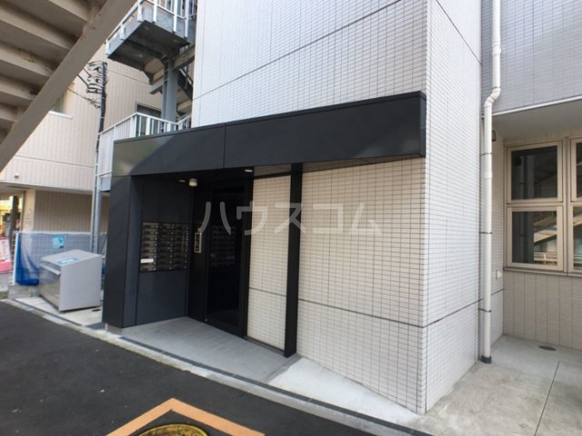 3/10 エントランス