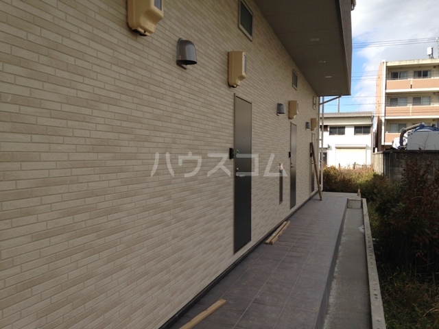 22/30 エントランス