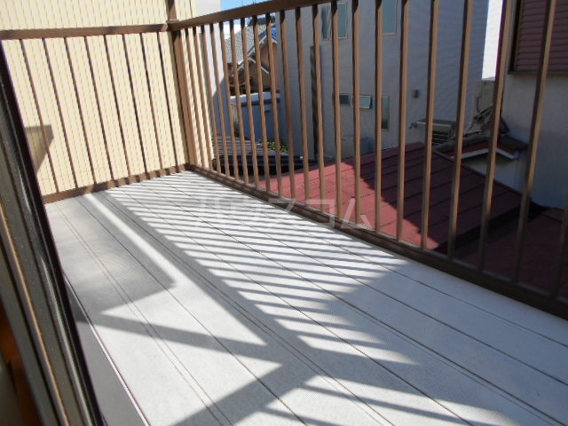 19/26 バルコニー