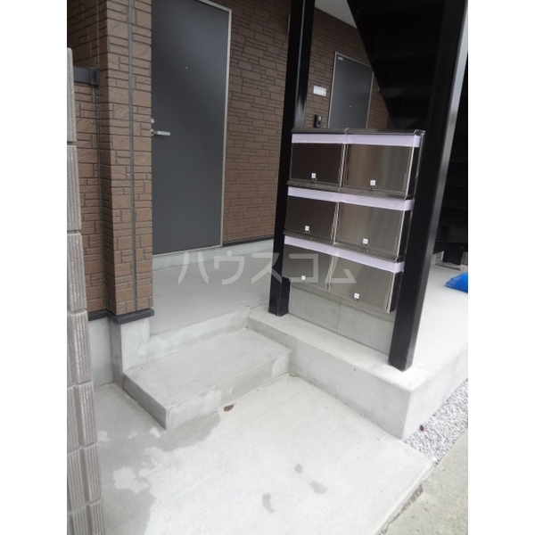 14/17 エントランス