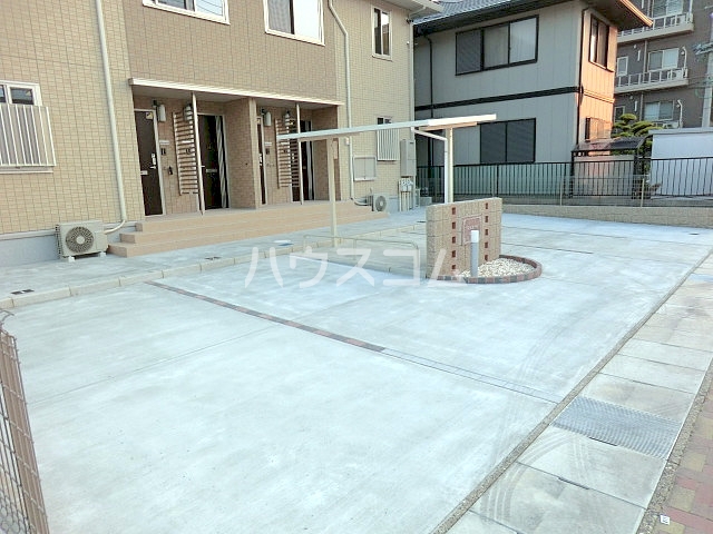 19/27 駐車場