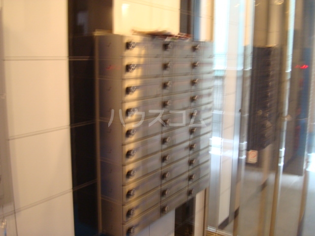 16/26 エントランス