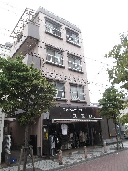 1/6 外観