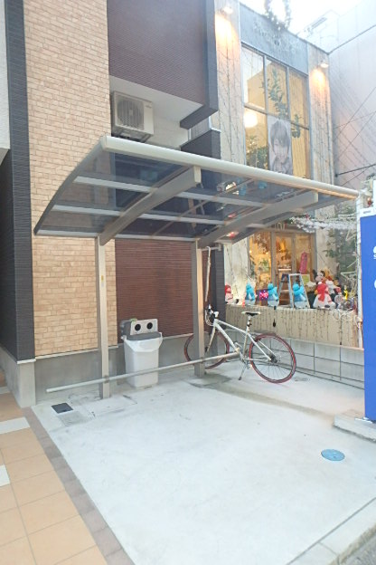 17/22 エントランス