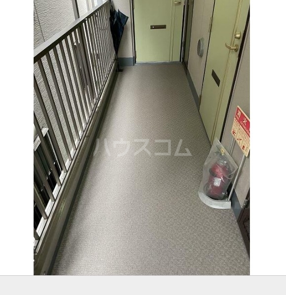 13/23 バルコニー