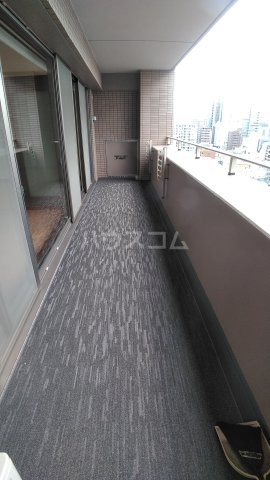 21/30 バルコニー