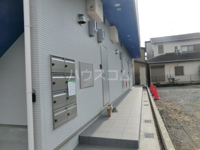 22/30 エントランス