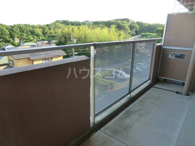 17/23 バルコニー