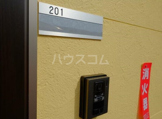 14/15 エントランス