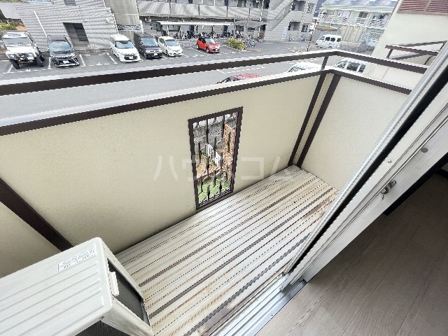 19/30 バルコニー