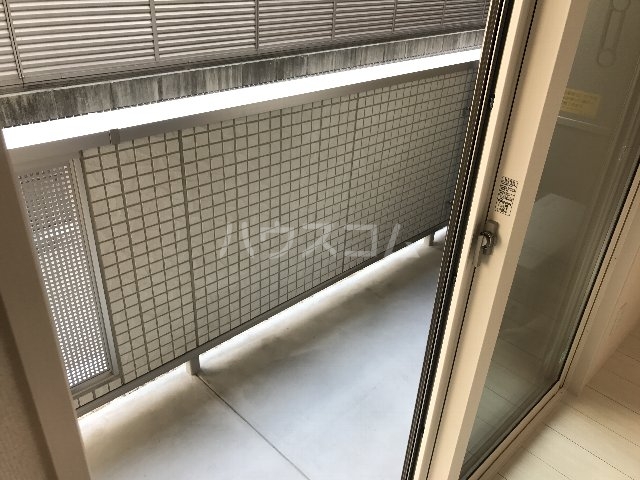 15/28 バルコニー