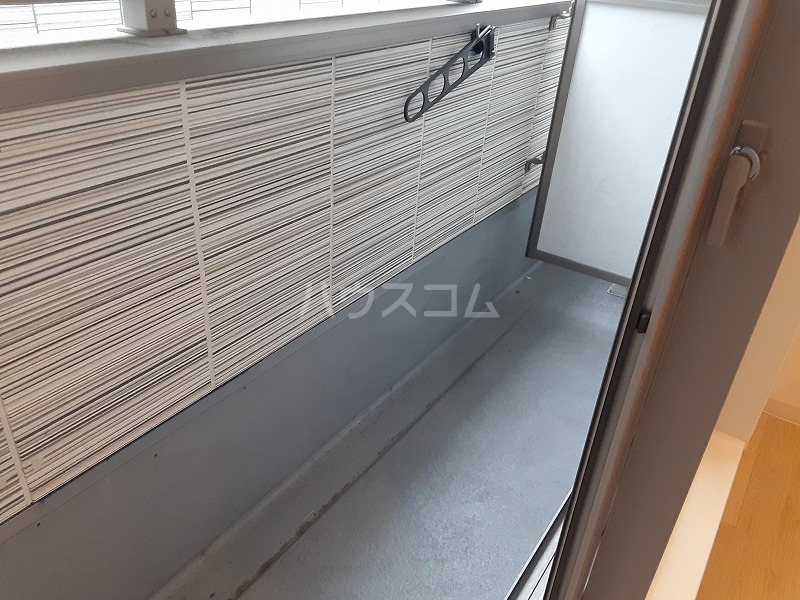 19/30 バルコニー