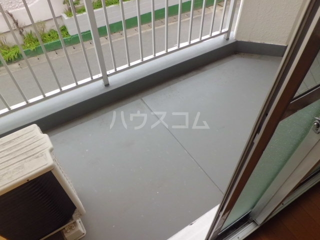 19/29 バルコニー