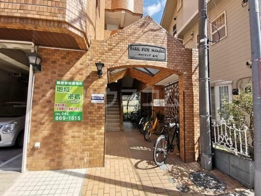 14/24 エントランス