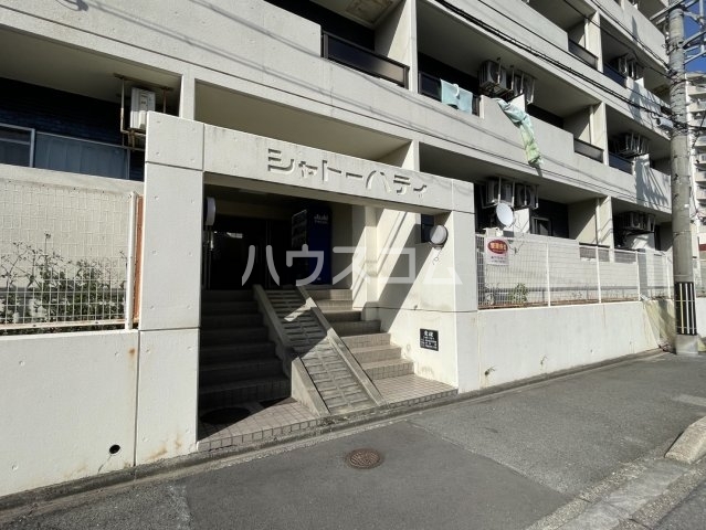 14/16 エントランス