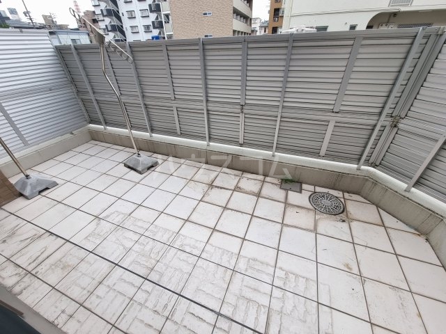 19/30 バルコニー